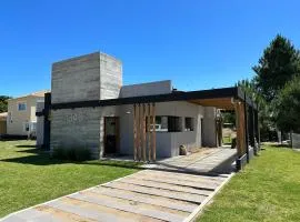 Casa Moderna, Barrio Nayades