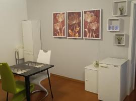 Nino 2, hotel in Foligno