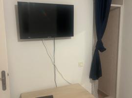 Ady, ξενοδοχείο 