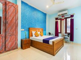 SPOT ON Kk Lodge, ξενοδοχείο σε Kāladi