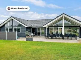 18 person holiday home in Nørre Nebel