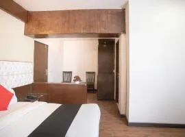 Hotel O Arora shoppers park