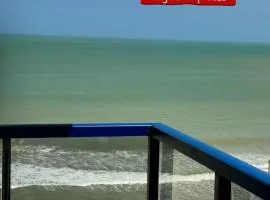 Apartamento Vista Mar 806 - 3 quartos ,2 garagens, prédio frente mar-quiosque 8, elevador ,portaria 24 e internet