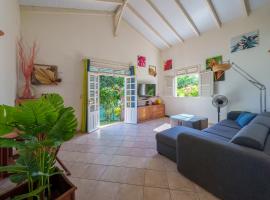 Complexe Providencia - Villa Jacuzzi 3ch, Duplex, ou Studio - Proche mer, hotel v destinaci Le Diamant