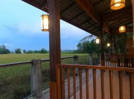 สมายด์ ฮ่อมนา เรสเฮาท์ Smile Homna Resthouse