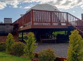 La cabaña de Ciela G glamping con jacuzzi y croquet
