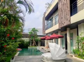 Helene's House Central Ubud Located 5BR Villa