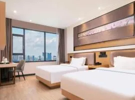 Lavande Hotel Wuhan Huanghelou Branch