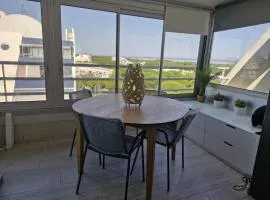 Logement lumineux à 5min de la plage avec parking