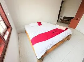 RedDoorz near Jawa Timur Park 1