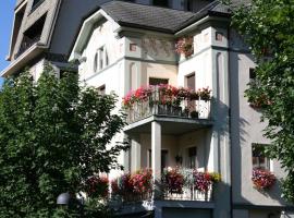 Tirano stazioni flow rooms, hotel in Tirano