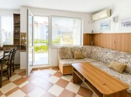 Family 2BDR Apartment in the City Center