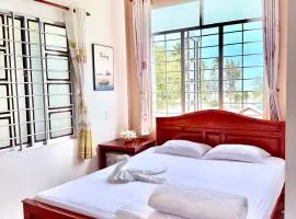 Quoc Dinh Guest House