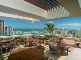 Studio moderno e equipado, a poucos passos da Beira Mar