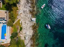 Waterfront House Arnet by Villas Guide