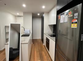 2 Bedroom Apartment ANU Canberra Center, Hotel in Braddon