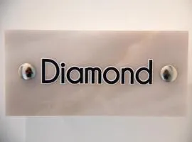 DIAMOND SUITE