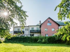 Penzion Neco, hotel v Malé Skále