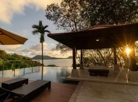 Beautiful Patong Sea View 6 Bedroom Thai Luxury Villa Near Bar Street, Jungceylon