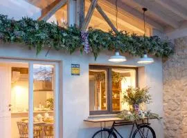 Wishome-Antigua cuadra rehabilitada con mucho encanto- Chimenea y piscina climat