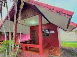 ปลาตอง รีสอร์ท