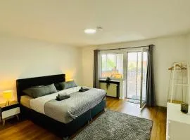 Traumhafte 115 qm Ferienwohnung am Steinhuder Meer, Ruhig, Komfortabel, Loggia, Parkplatz, WiFi