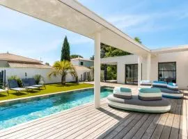 Villa Boston Pool Sauna Walk to Beach