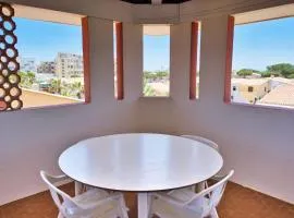 Nice apartment with balcony and sea view