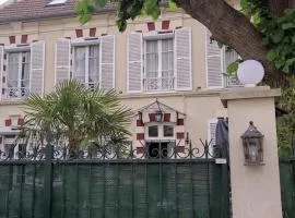 Maison spacieuse avec jardin à Cabourg, 250 m²