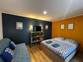 Studio cosy Calme et Clim proche du Centre Ville avec Terrasse et Parking alentours