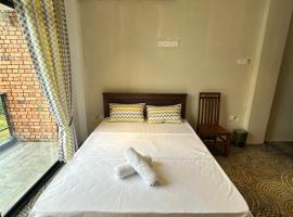 The Green Garniya Poolside and Mountain View Hotel, hotel in Belihul Oya