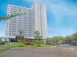 OYO 94925 Jp Apartment, hotel in Kedungbadak