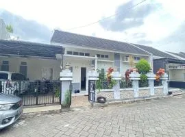 OYO 94935 Rahayu Homestay