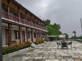 RJ Boutique Hotel - Ghandruk, hotel in Astam