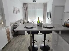 Apartamentos playa Romanilla