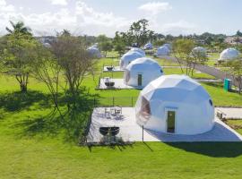 Bubble Glamping 2 King beds, we have a 12 units like this, hotel in Laguna del Higüero