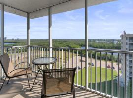 Penthouse On The Bay 4002, hotel in Bonita Springs