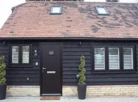 Little Dunton Lodge 1