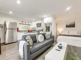3 Mi to SoFi Stadium Cozy Studio with Patio!
