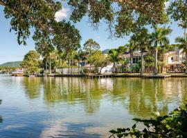 Nautikus Tiny House - Barra da Lagoa, minicasa em Florianópolis