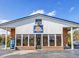 Hotel O Relax Inn Lewisburg near I-64