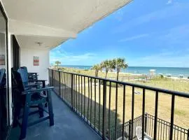 Private Carolina Beach Retreat with Ocean Views!