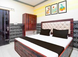Hotel O MOONLIGHT HOTEL & RESTRO, hotel in Bulandshahr