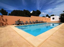 Villa Beso, hotel en San Antonio