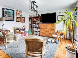 Near Trails, Parks and Orchards Germantown Retreat