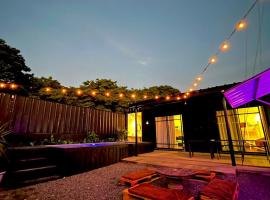 Boxify Cabins:  bir otel