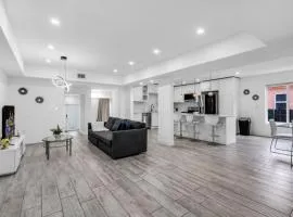 Contemporary Family Oasis Pool and Comfort