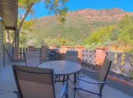 Destination Oak Creek 1 - with private patio