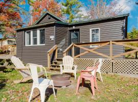 3-Bedroom Cottage #7 - Austrian Pine, hotel u gradu 'Gravenhurst'