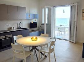 Sulle onde del mare, Hotel in Brolo